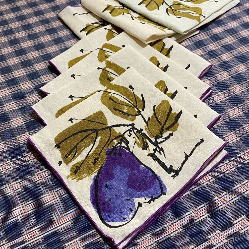 7 Vintage Vera Newman Linen Napkins